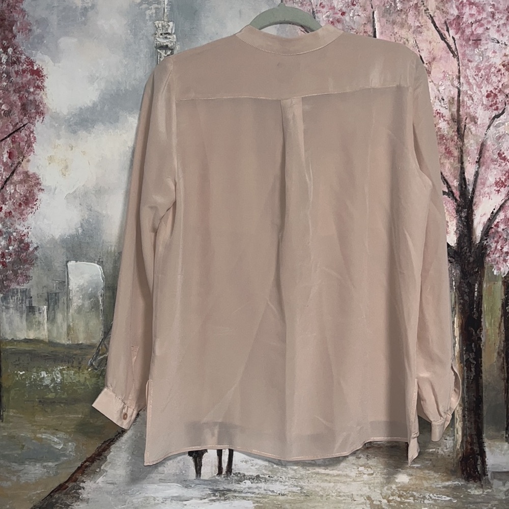 Talbots Long Sleeve 100% Silk Blush Pink Double Front Pocket Top Size M EUC - Picture 6 of 8
